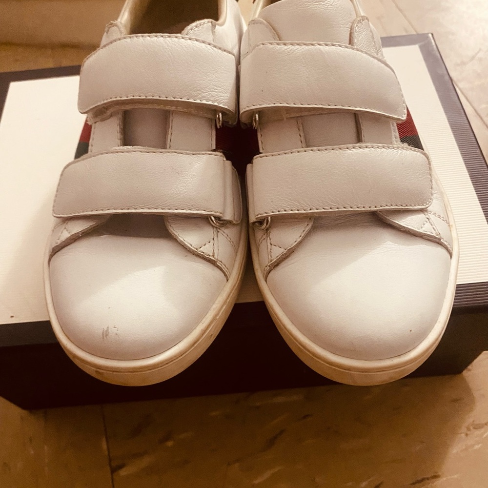 Kids Gucci sneakers size 30 good condition - Picture 2 of 4